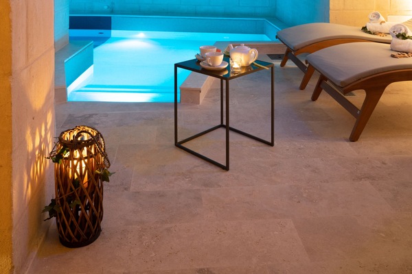 Couples treatment room(s), manicures and pedicures, massages