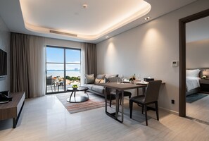 43-吋智慧型電視、數位頻道、電視