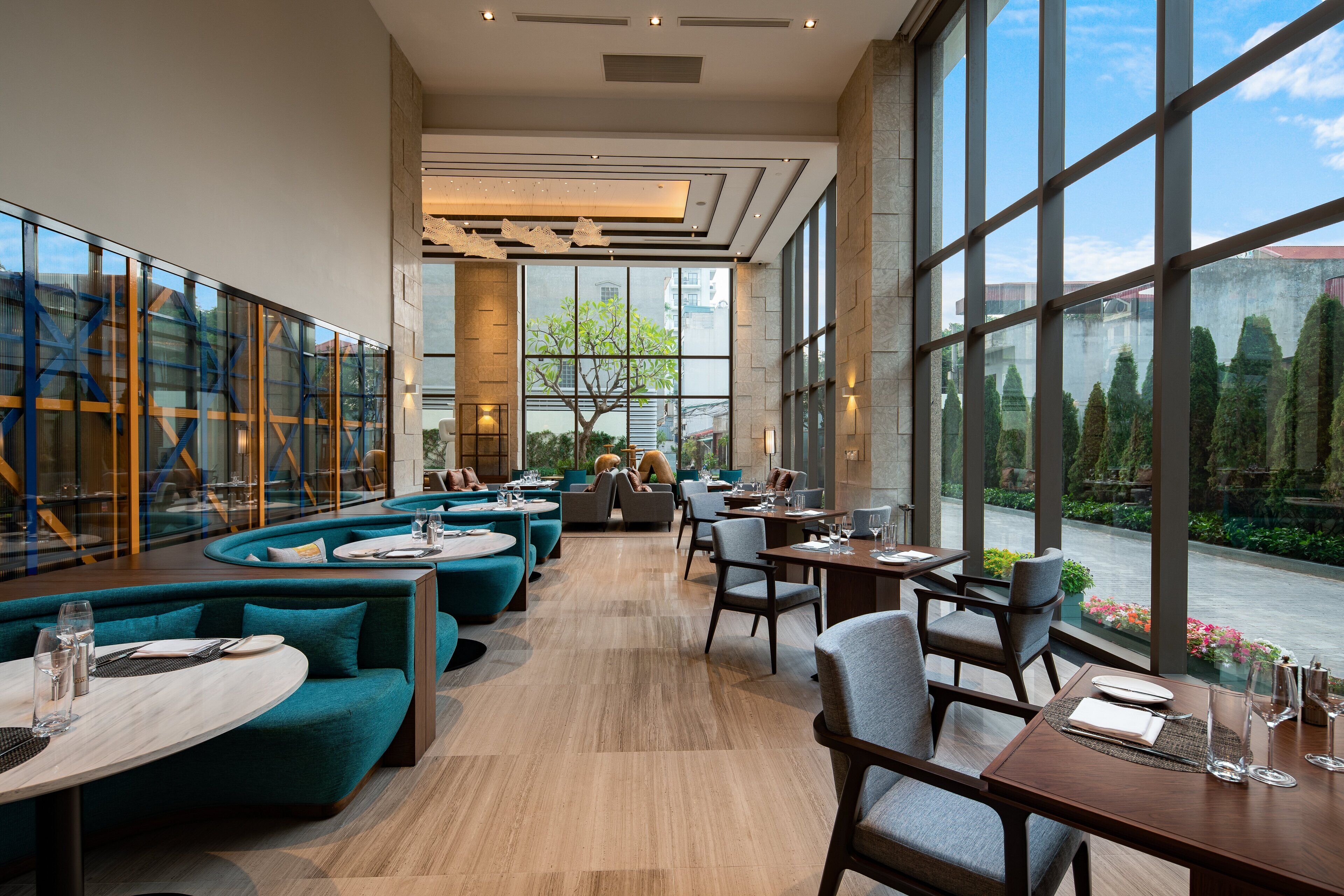 Petit déjeuner servi sur place