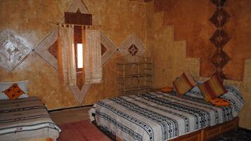 Family Room, Multiple Beds | Blackout drapes, bed sheets