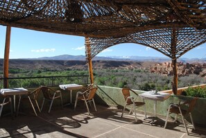 Breakfast, lunch, dinner served; local cuisine  - Kasbah Tasseurte (Nekob)