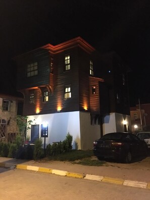 Front of property - Konak Butik Otel (Vize)