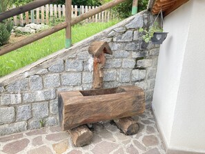 المنطقة المحيطة بالمنشأة