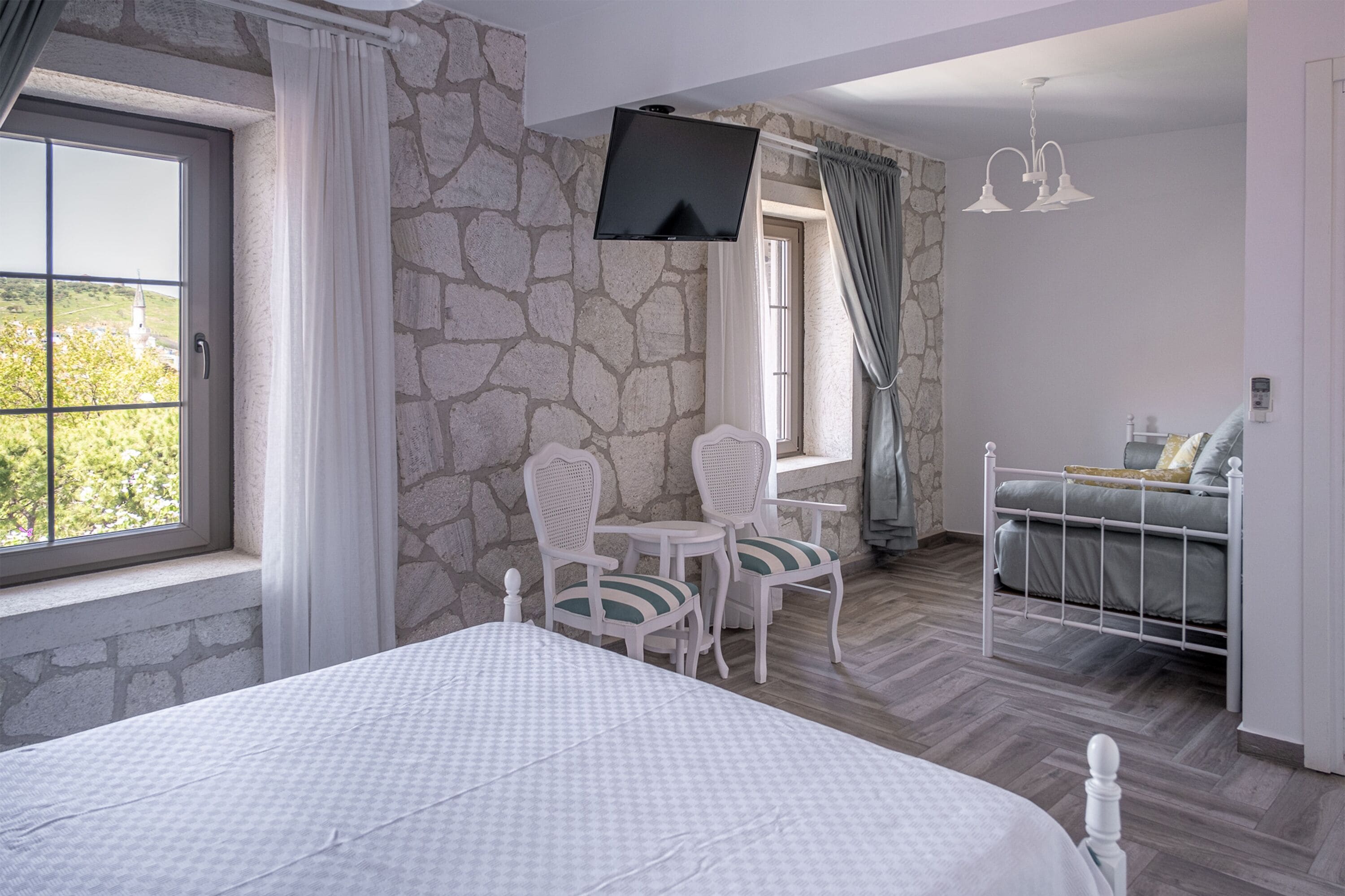 comfort triple room, non smoking, city view | city view