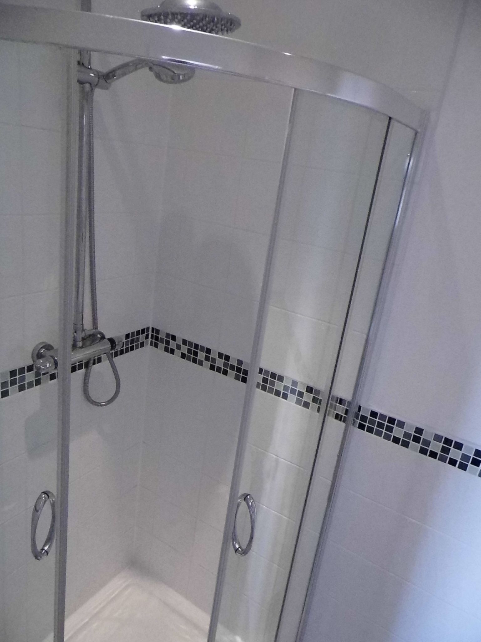 standard double room, 1 king bed | bathroom | shower, free toiletries, hair dryer, towels