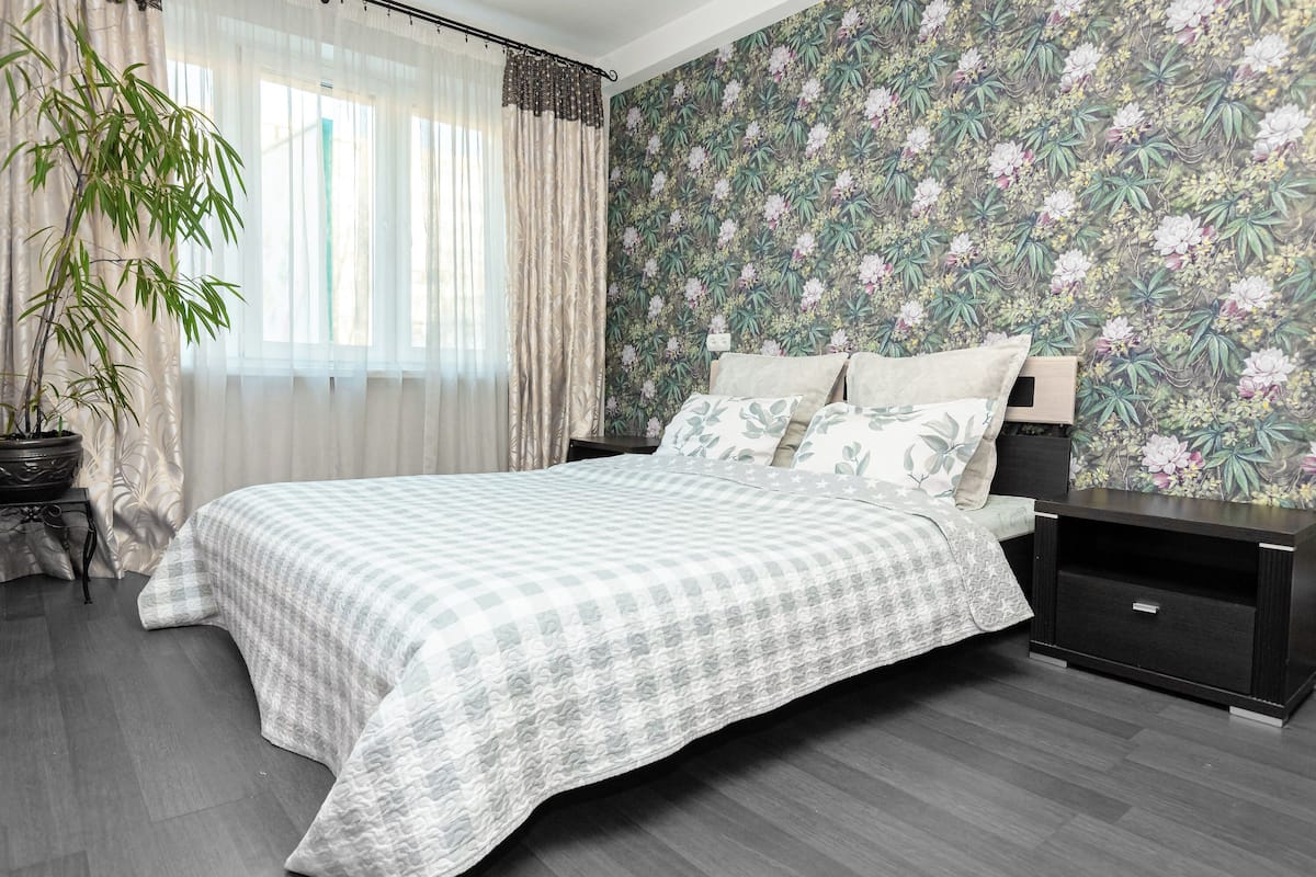 Economy-Apartment (Pushkina, 33)