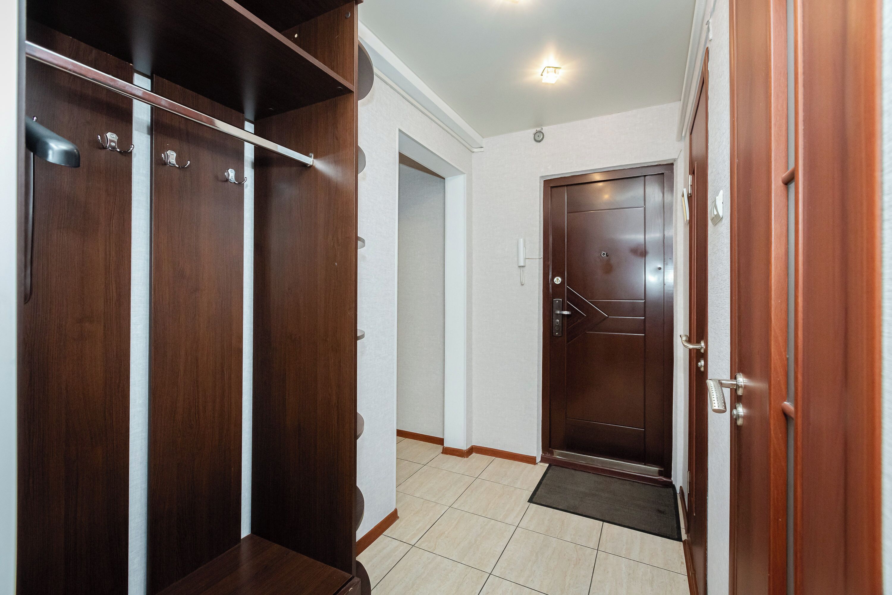 Individually furnished, desk, soundproofing, iron/ironing board