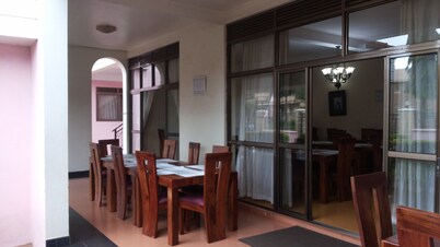 Lillian Towers Hotel