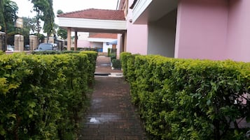 Sân vườn