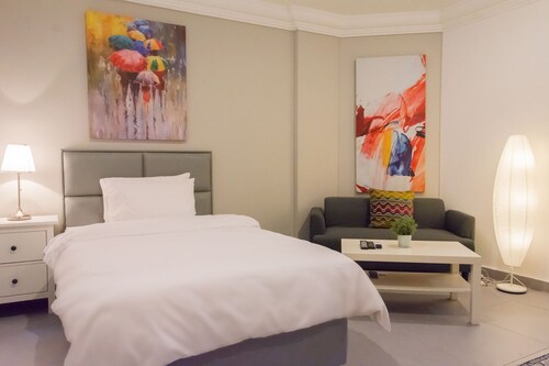 Royal Residence Hotel