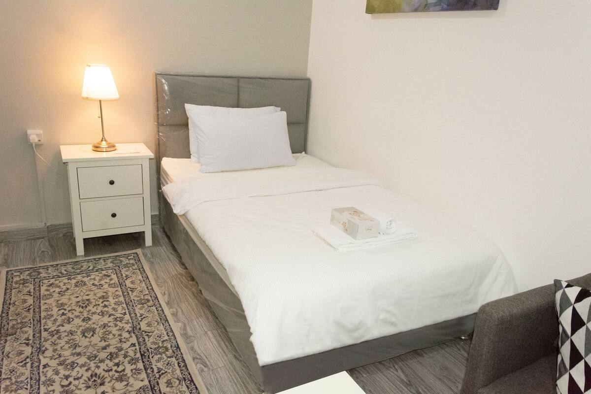 City Studio | Blackout drapes, iron/ironing board, WiFi (free), individually decorated