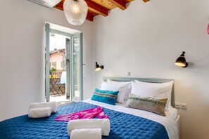 House, 1 Bedroom | Iron/ironing board, free WiFi, bed sheets