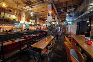Lunch, dinner and brunch served - The Market House (Reading)