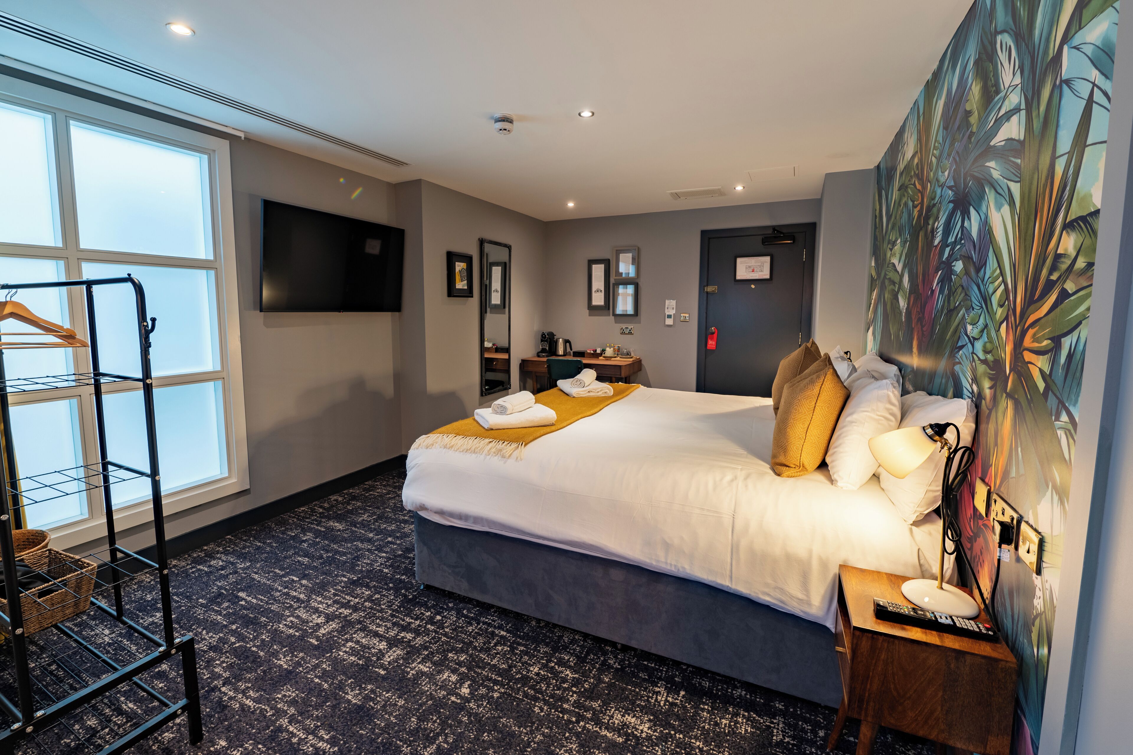 deluxe double room | 1 bedroom, premium bedding, down duvets, desk