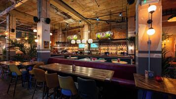 Lunch, dinner and brunch served