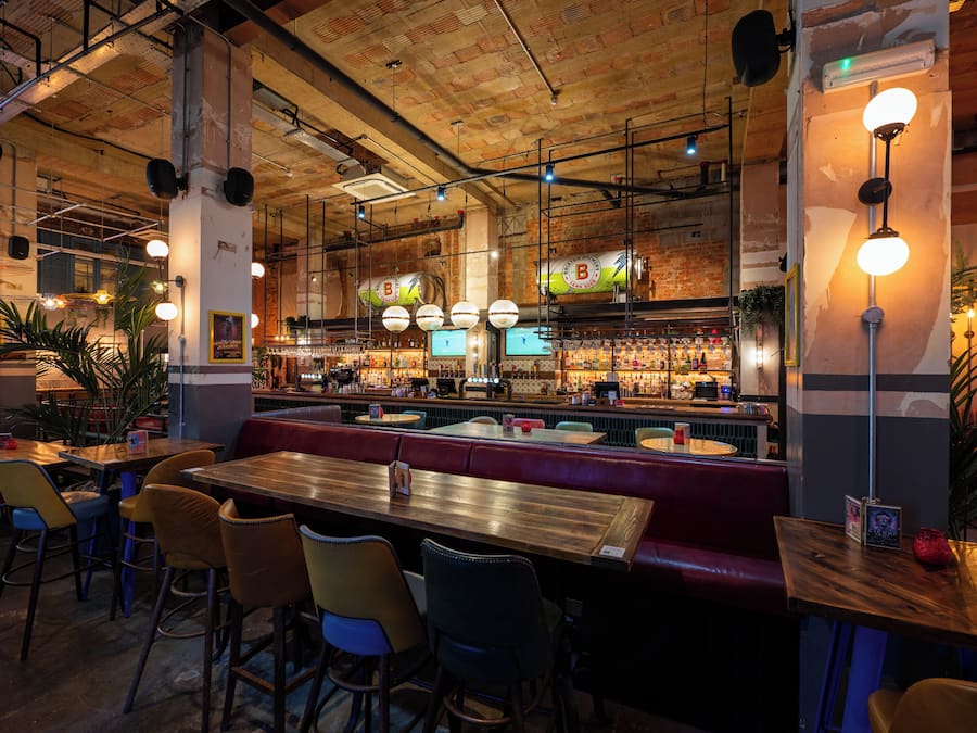 Se sirven almuerzos, cenas y brunches