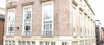 4 Alfred Place Apartments