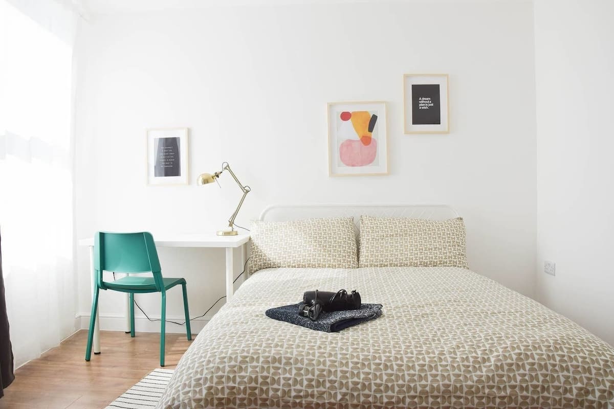 One-Bedroom Apartment (Flat 6)
