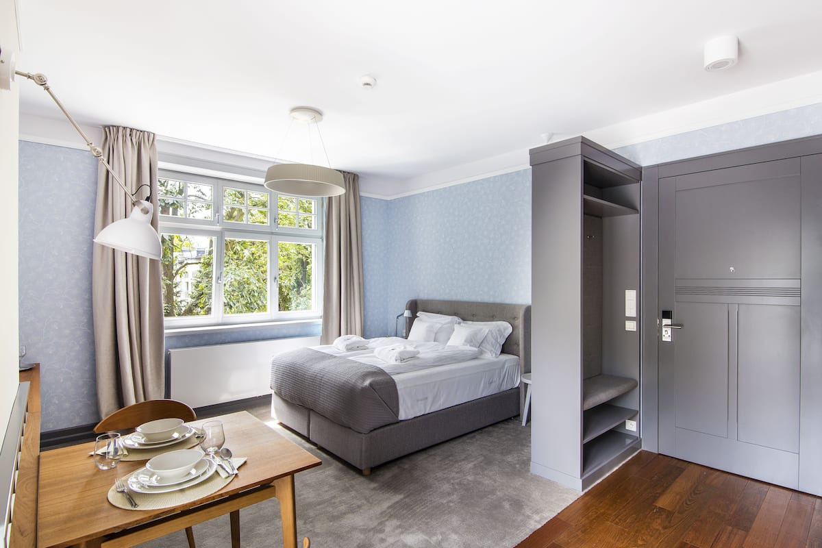 Suite studio, vue sur la mer (1.2) | Bureau, espace de travail pour ordinateurs portables