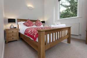 Iron/ironing board, free WiFi, bed sheets - Fox Den (Nottingham)