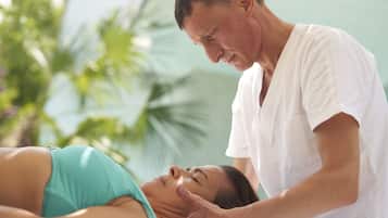 Sauna, kropsbehandlinger, mudderbade, hot stone-massage, svensk massage