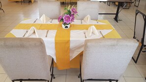 Breakfast, lunch and dinner served - Football Hotel (Old-Yundum)