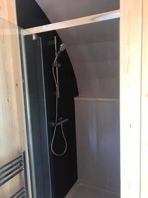Dusj på badet