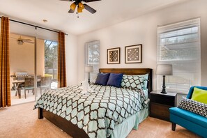 Huis, 6 slaapkamers, privézwembad (3.5 Bathrooms - 8036) | Luxe beddengoed, donzen dekbedden, pillowtop-bedden