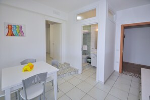 Apartment, 1 Bedroom (2 people) | Living area