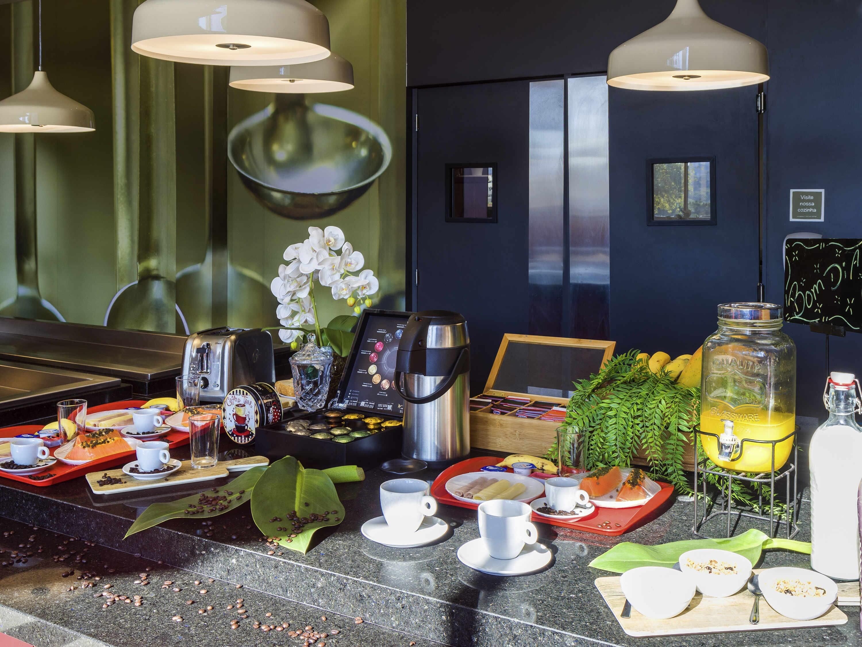 Daily buffet breakfast for a fee