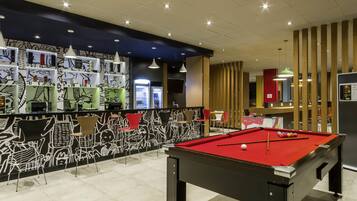Bar (en la propiedad)