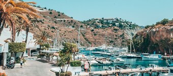 APARTAMENTOS PUERTO MARINA DEL ESTE