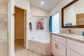 Bathroom - 4BR Emerald Island Home by FS FL VH-8438 (Kissimmee)