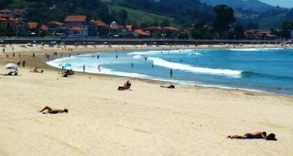 Casa San Juan 6/7 hengelle. Meren ja vuorten välissä. 5 minuutin päässä rannalta