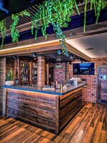 Bar (en la propiedad)