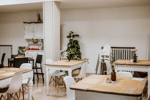 Tägliches inbegriffenes Frühstücksbuffet