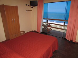 Junior Suite, Sea View | Individually furnished, laptop workspace, free WiFi, bed sheets