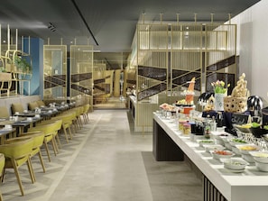 Restaurant - Mercure Makassar Nexa Pettarani (Makassar)