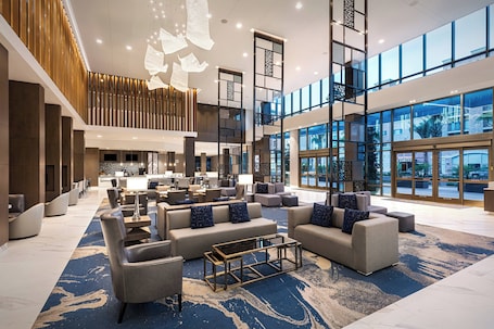 Lobby lounge. Courtyard by Marriott Los Angeles Monterey Park