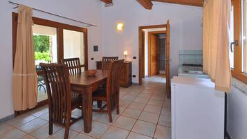 Réfrigérateur, plaque de cuisson