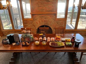 Free daily continental breakfast