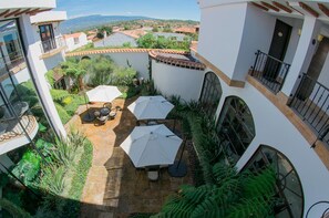 บริเวณภายนอก