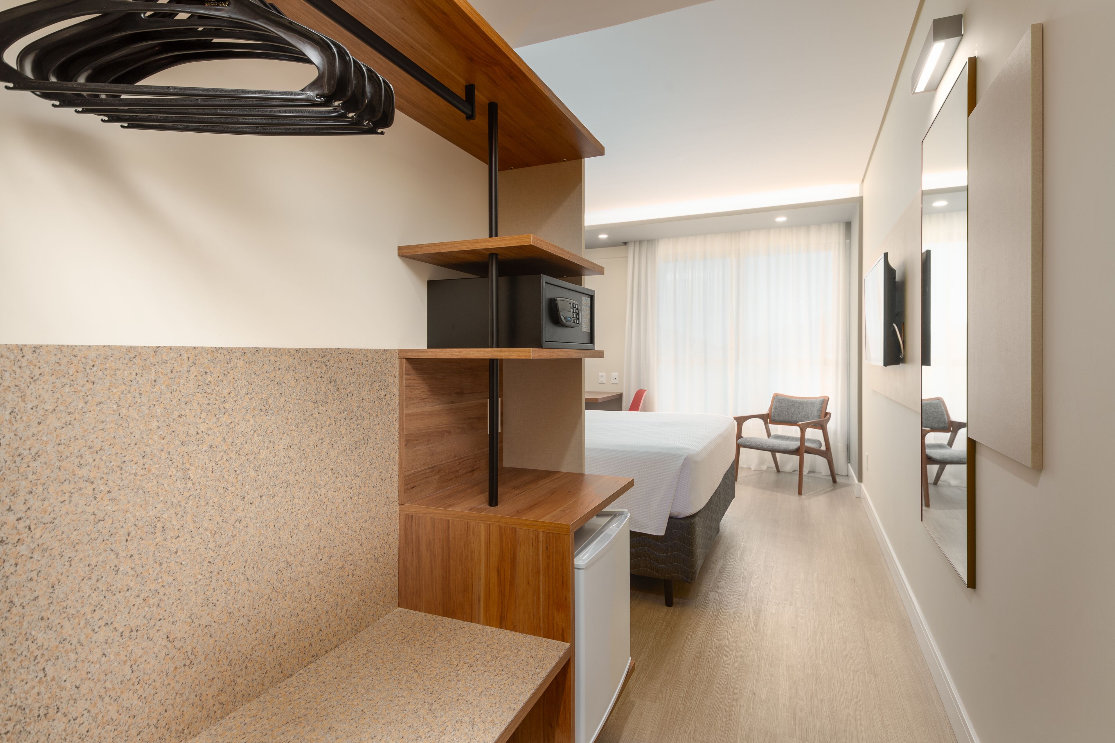 1 bedroom, minibar, in-room safe, blackout curtains