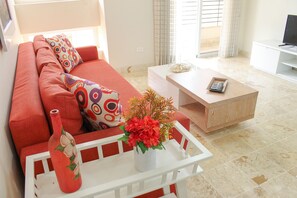 Standard Room, 1 Double Bed with Sofa bed, Ocean View | Living area | Flat-screen TV