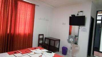 Caja fuerte y mobiliario individual