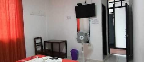 In-room safe, individually furnished, laptop workspace