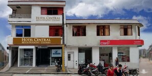 Front of property - Hotel Central - Mocoa (Mocoa)
