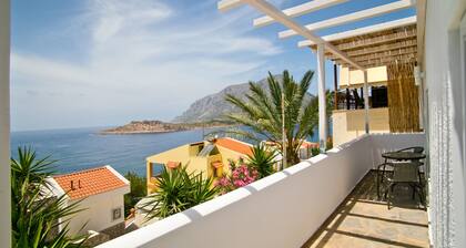 BLUE DAWN PRIVATE LUXURY SUITE