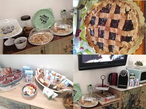 Free daily continental breakfast  - Borgo Salentino (San Vito dei Normanni)