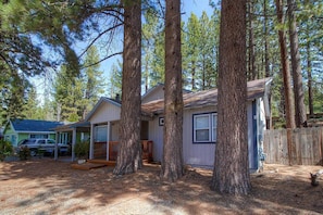 Exterior - Blue Angel Chalet (South Lake Tahoe)